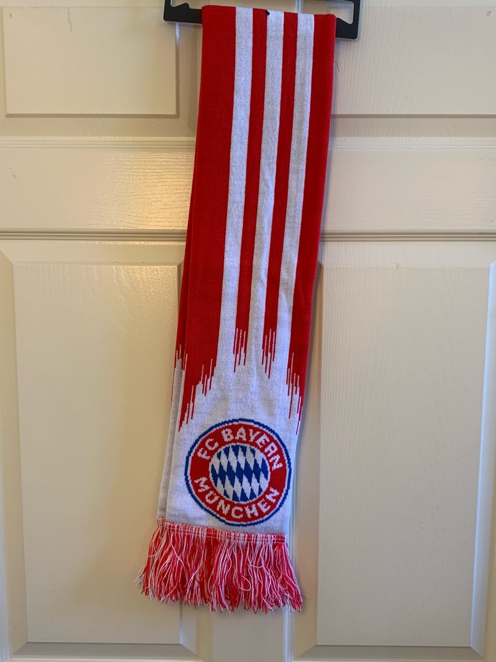 adidas 2025-26 Bayern Munich Munchen Scarf Soccer Futball FCB Red & White FIFA